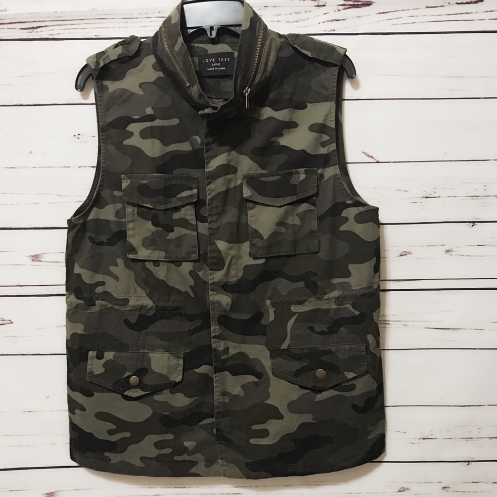 Love Tree Camo Vest
